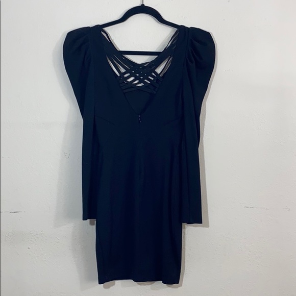 Black dress - Picture 3 of 3